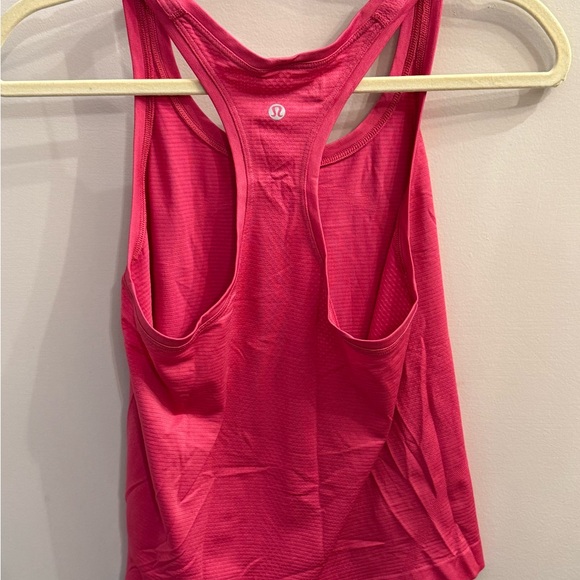 Lululemon Swiftly Tech Racerback Tank 2.0 - Raspberry Coulis - Picture 3 of 4